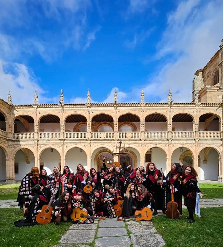 Tuna Femenina de l'Université de Salamanque - Espagne