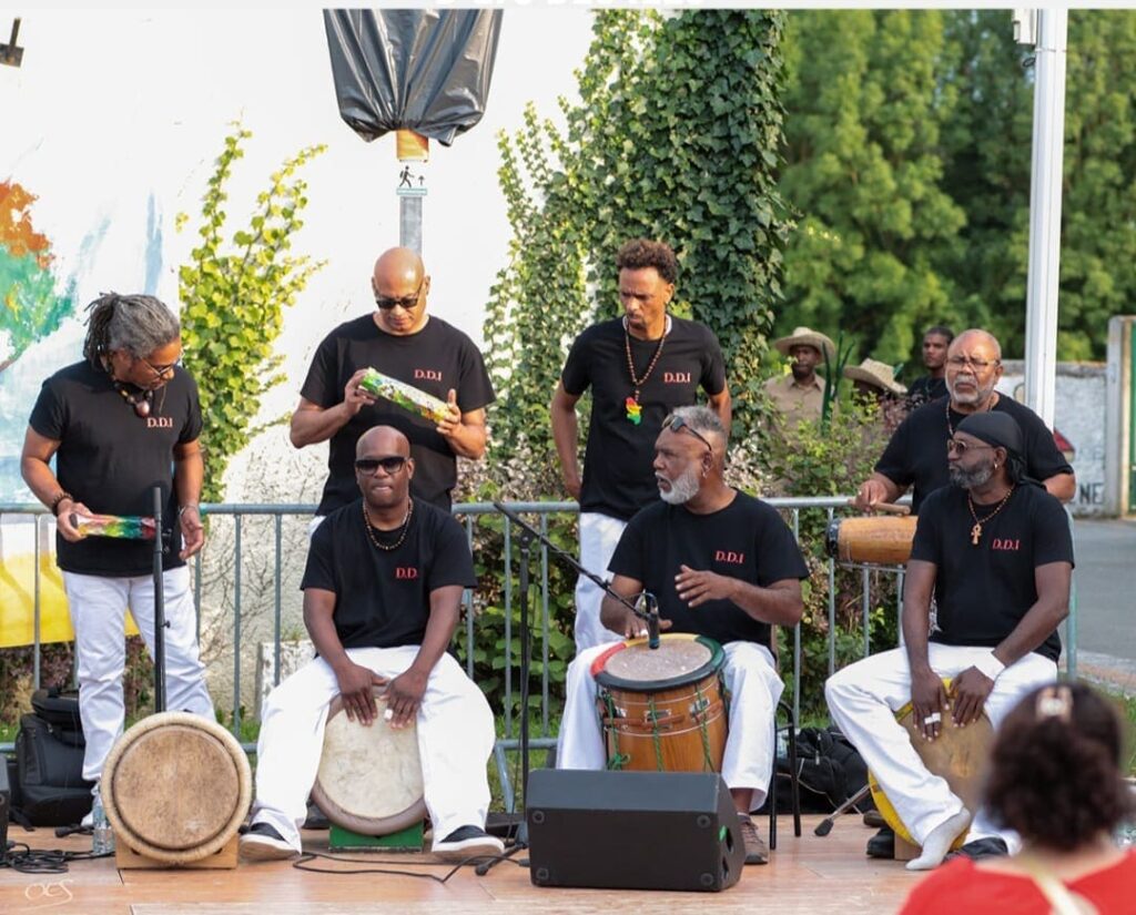 Bwa Ziyon - Martinique