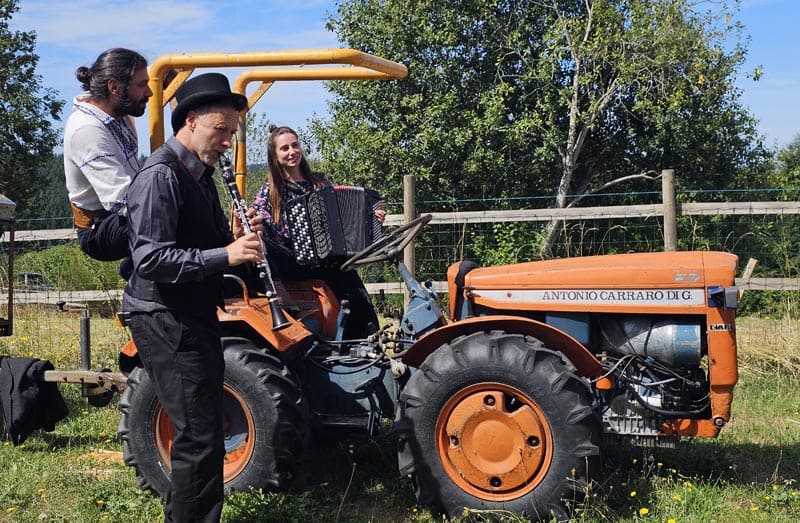 Vânt În Est - France